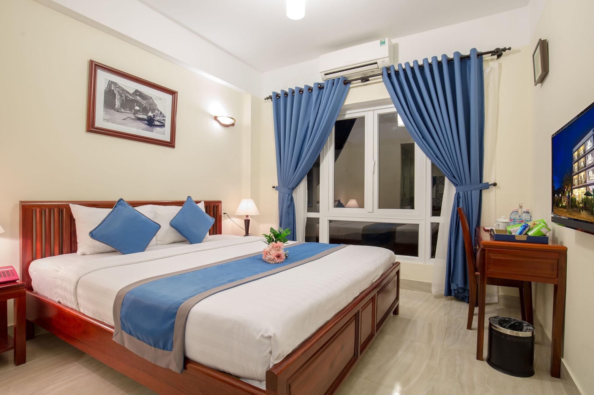 Prince Hotel Хойан Экстерьер фото